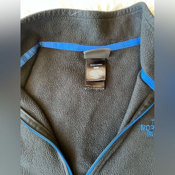 The North Face 💫MEN Quarter Zip Pullover Sweater 💫M Royal Blue Black - Picture 2 of 3